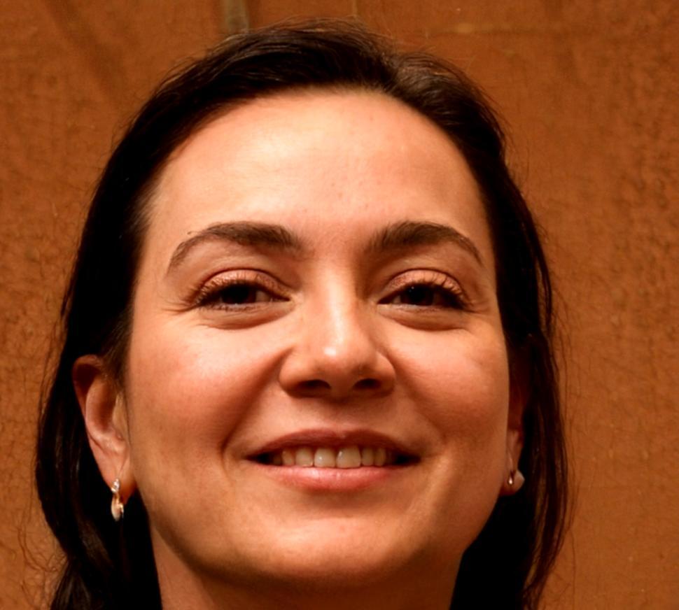 Porträt von Dozentin Vivienne Kastner